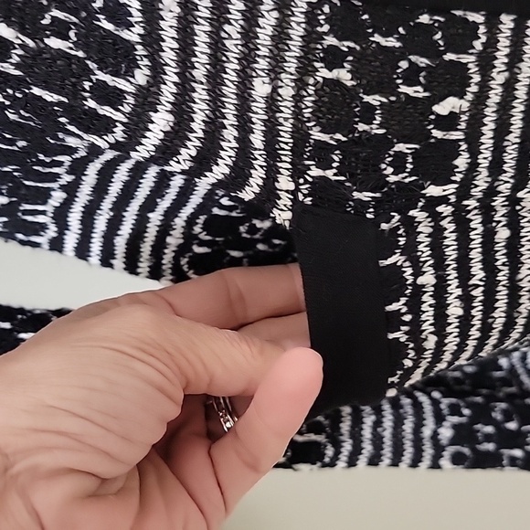 MOD Lusive Size S Black & White Cardigan Sweater with Pockets, Gently Used Cond. - Picture 3 of 12